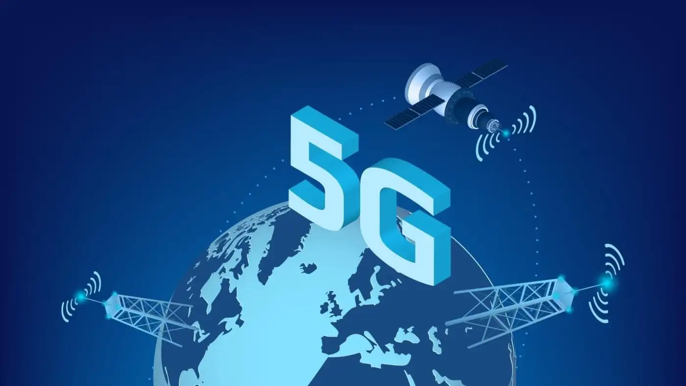 critical comms - public private lte - shutterstock_1864217743.jpg